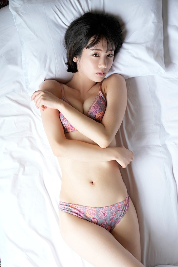 新唯 2本写真合集 27 新唯 2本写真合集 preview002 05 25