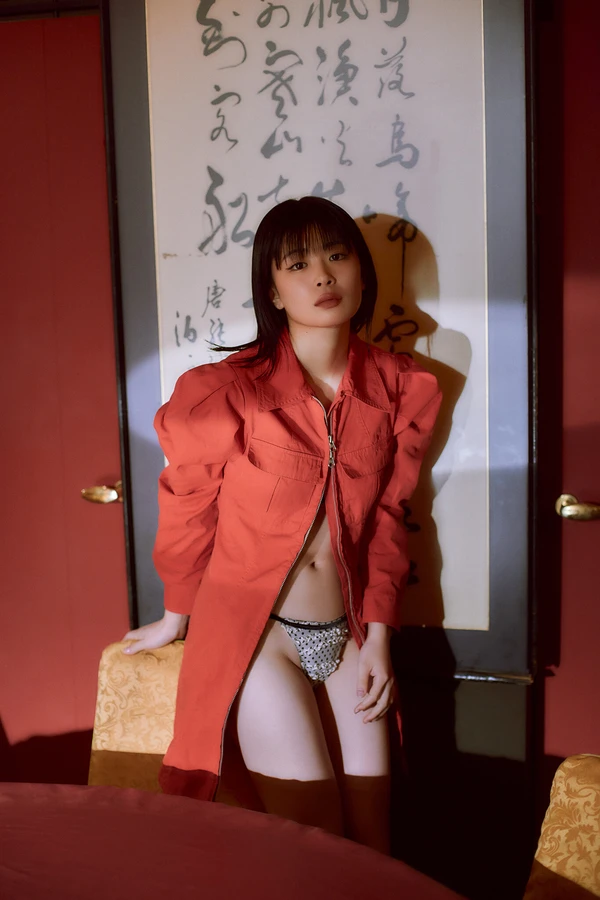 Marumi 【全70P】あの子が水着にきがえたら… ヤンマガデジタル写真集 preview001 01 14