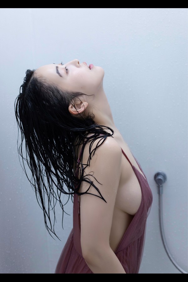 【デジタル限定 YJ PHOTO BOOK】おしの沙羅写真集「花あそび」 preview001 04 31