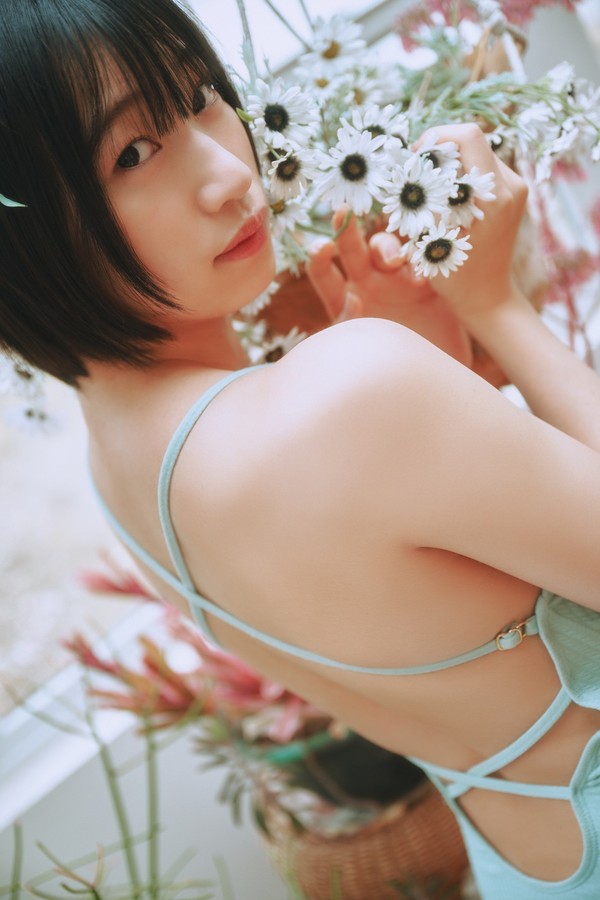 下谷あゆ Ｌｅｔ’ｓ Ｐａｒｔｙ ｖｏｌ．３ 豪華１００カット超完全版 ＦＲＩＤＡＹデジタル写真集 preview001 07 13